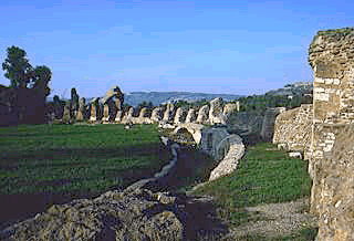 Antichi resti nei dintorni di Calvi